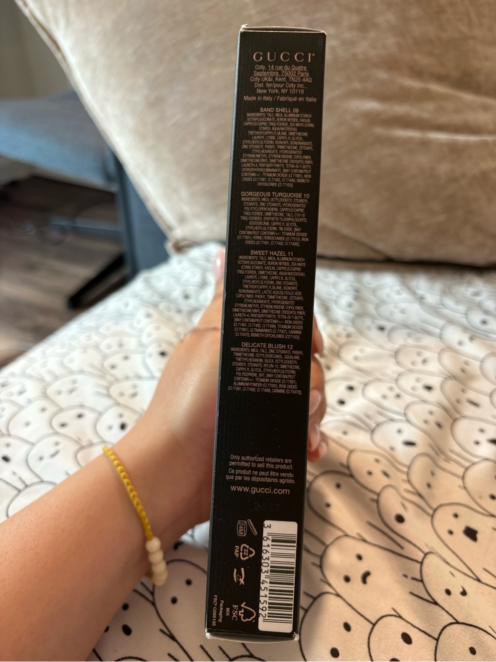 Gucci LIMITED EDITION eyeshadow palette - NEVER USED! - Picture 7 of 9